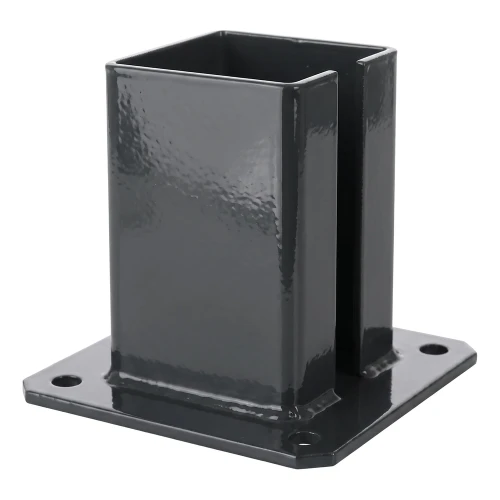 Plieninis tvoros stulpo pagrindas 100×100 mm – montavimo kojele grafito spalvos RAL 7016 000-792 (1)